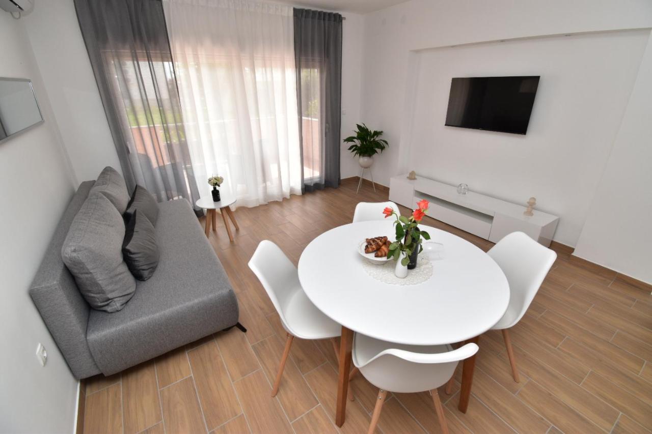Apartments Ivan Zadar Exterior photo